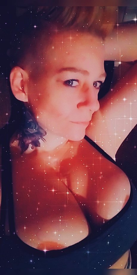 _Chris xxx Brown_ naked pornstar pic