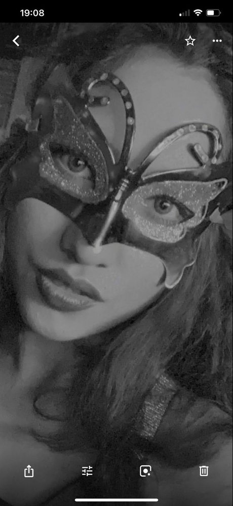 Bad girl Tiffany pornstar xxx photos