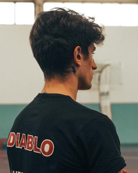 Santiago Costa naked pornstar gallery