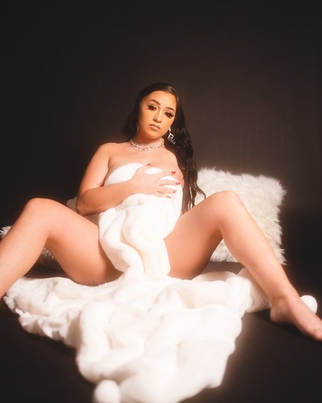 Baddieoftheyear pornstar img