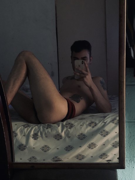 gay influencer onlyfans sexy nude image