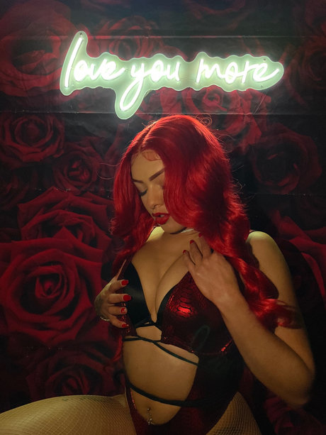 Woah_ model adult image