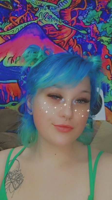 Queen Aurora 420 model exclusive image