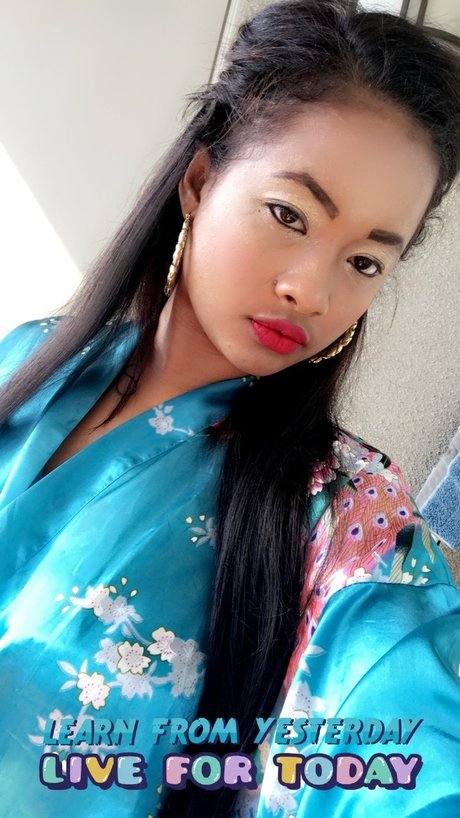 Qween ForReal pornstar pretty img