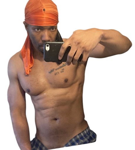 YO FAVORITE SHOOTER model adult photos