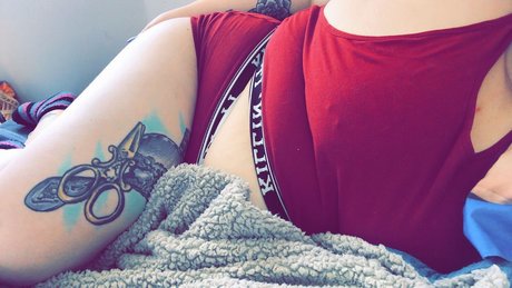 Queenbunny2127 model sex images