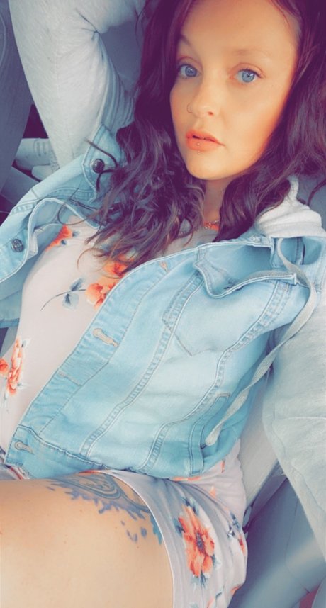 Queenbeebossin pornstar top photo