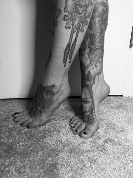 Desire Sole star nude photo