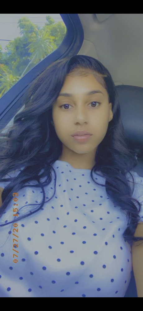 Juicy D nudes pornstar gallery