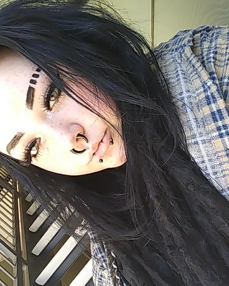 Emme C beautiful star galleries