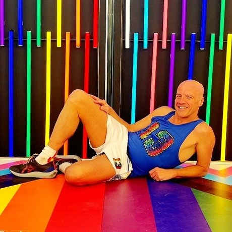 Rainbow Massage Adventures VIP naked star img