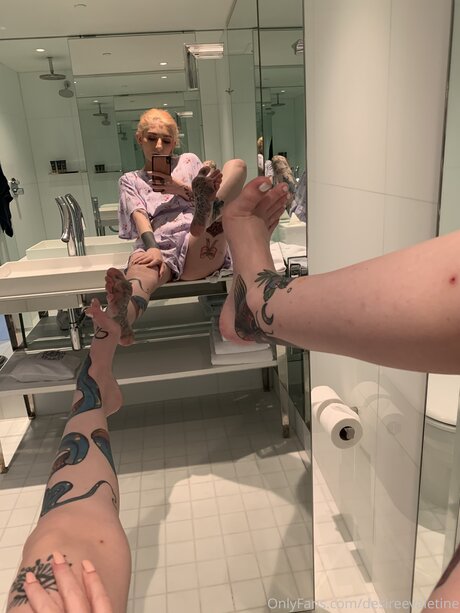 asmr sensual onlyfans pretty pic