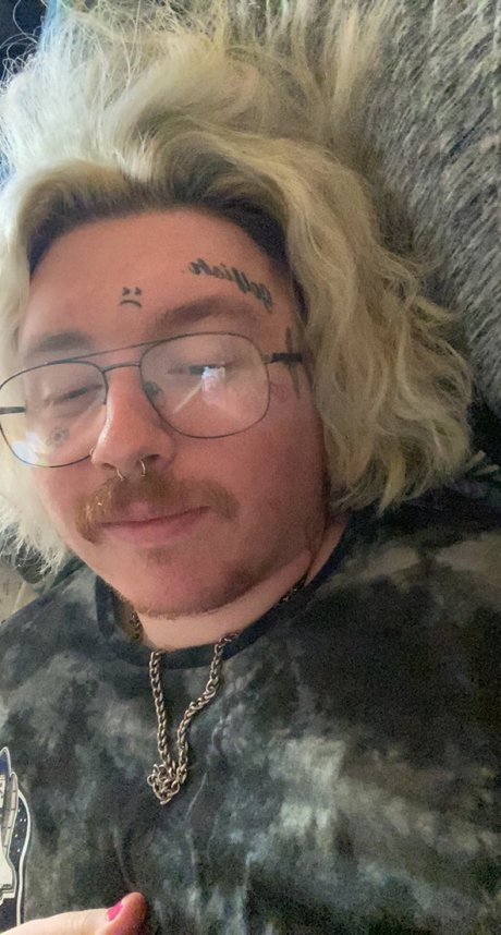 Lil Trashbag star hot pics