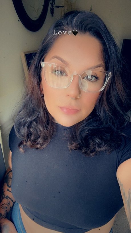 Crystal Bandida star beautiful gallery