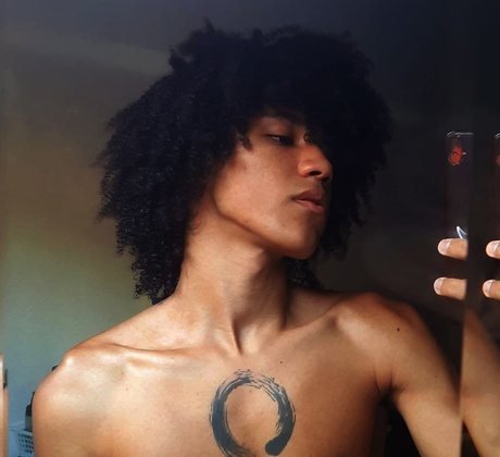 thick latina milf onlyfans erotic images