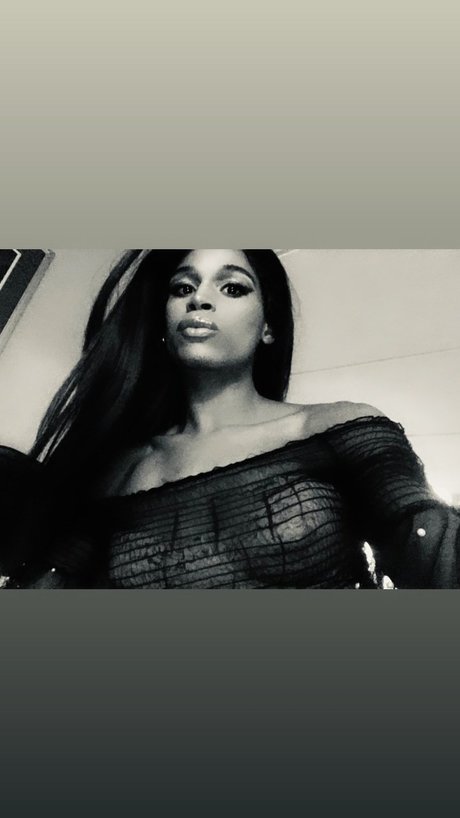 male tiktok stars onlyfans free sexy photo