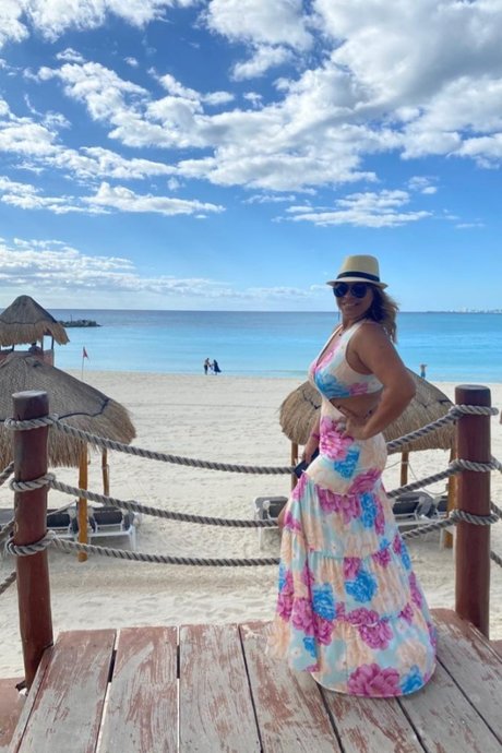 Rosangela pornographic model image