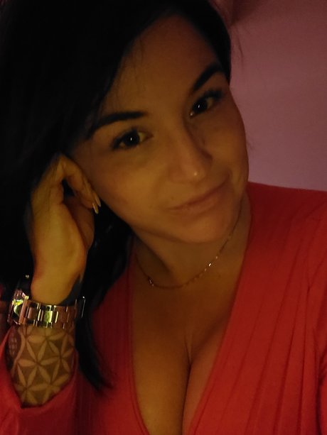 Rosa Querida model xxx photo