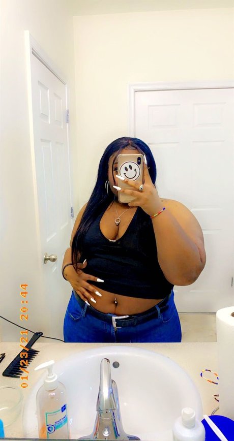 Rosadoamor model naked images