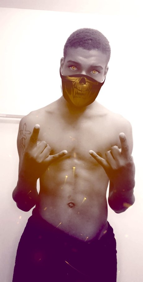 DaVante C star porn image