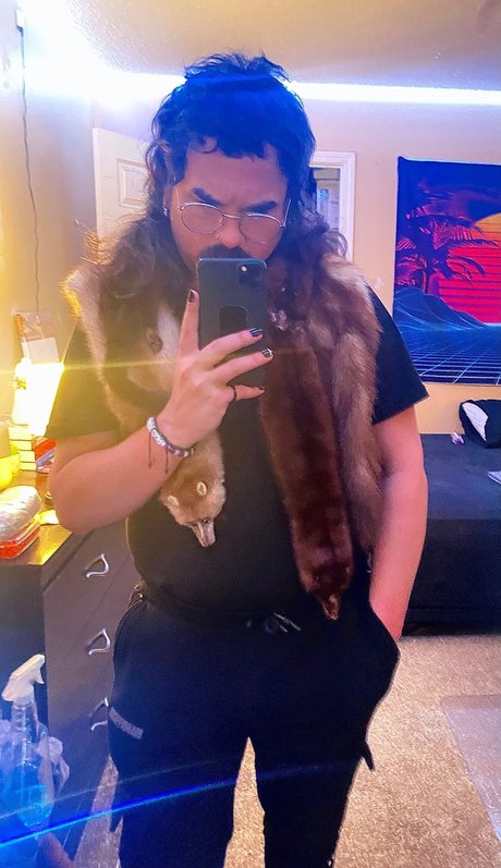 Ron J nice actress pictures