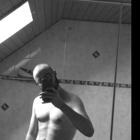 rome model pornographic picture