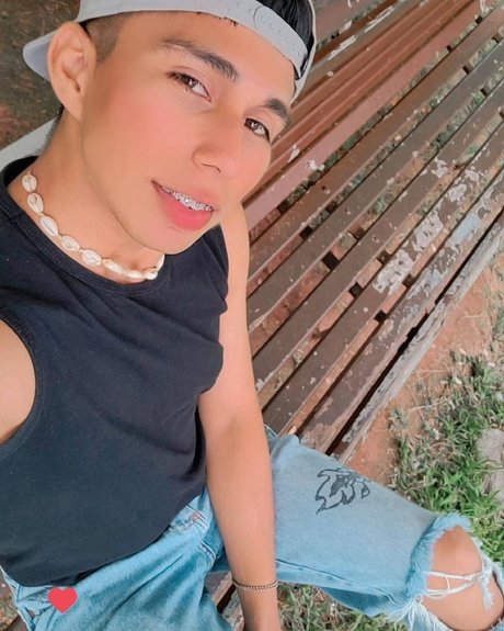 Hrodric model sex galleries