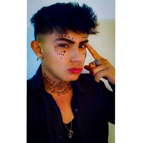 Robin Alexis Parra Gamboa star beautiful pic