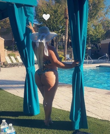 shy onlyfans sexy naked image