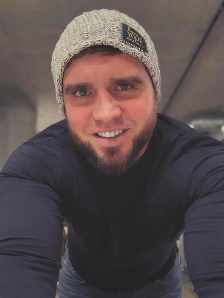 Ryan Robinette pornstar beautiful img