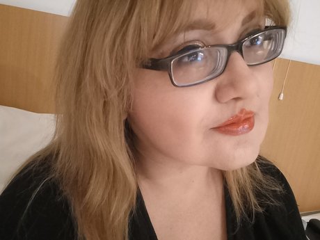 RUBY BERROCAL sexy actress gallery