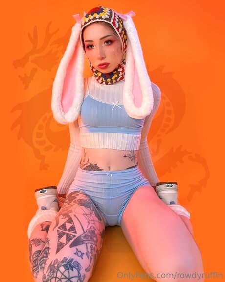 female influencer onlyfans porn picture