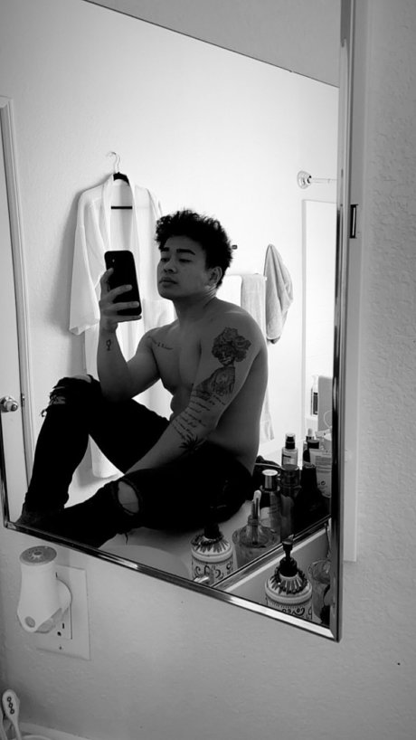 extreme onlyfans hot nude pictures