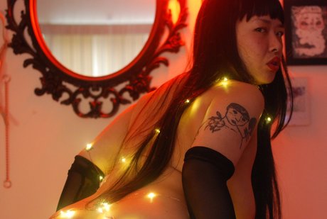 pink chains sexy pornstar images