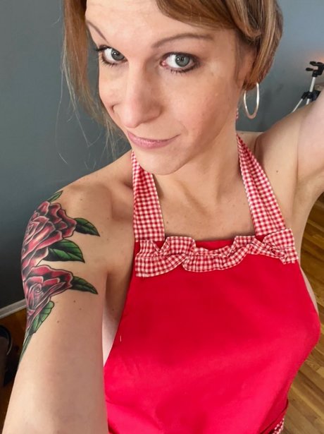 Ryley Rails hot actress pic