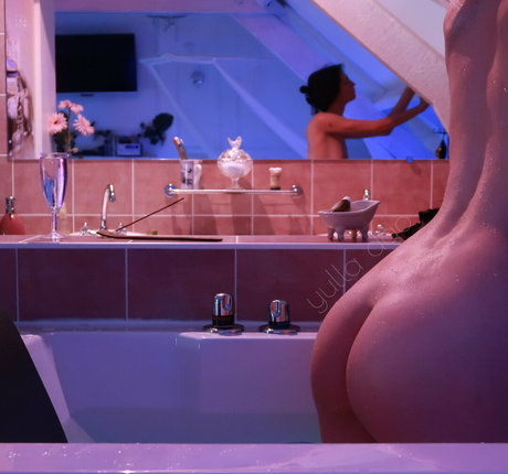 young onlyfans pretty archive