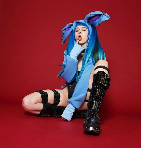 Ashnikko porn star img