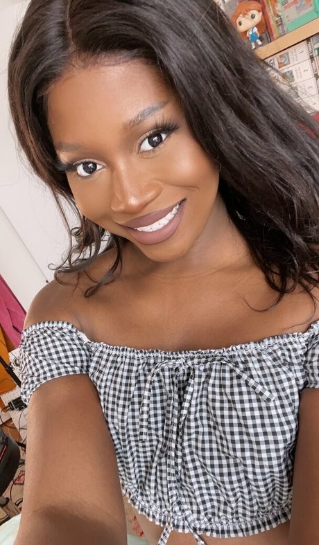 blonde hairy pussy onlyfans exclusive pictures