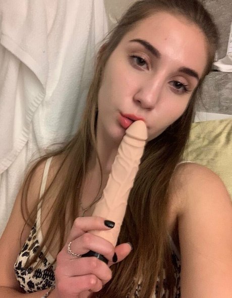 milenasweet xxx pornstar image