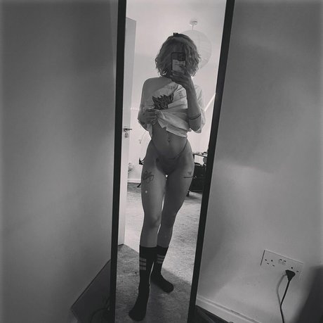 axalrnaed sex pornstar pictures