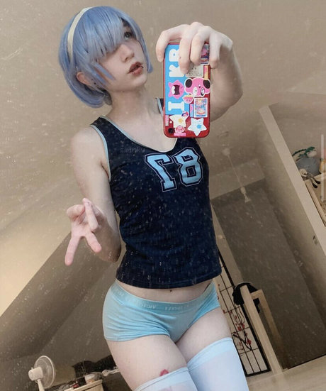 tiny onlyfans erotic image