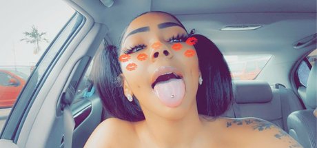 tokyoo nudes actress pictures