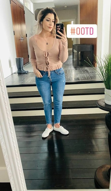 Rebecca Ford sexy star pictures