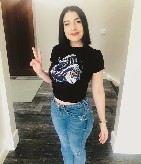 Rebecca Ford star top archive