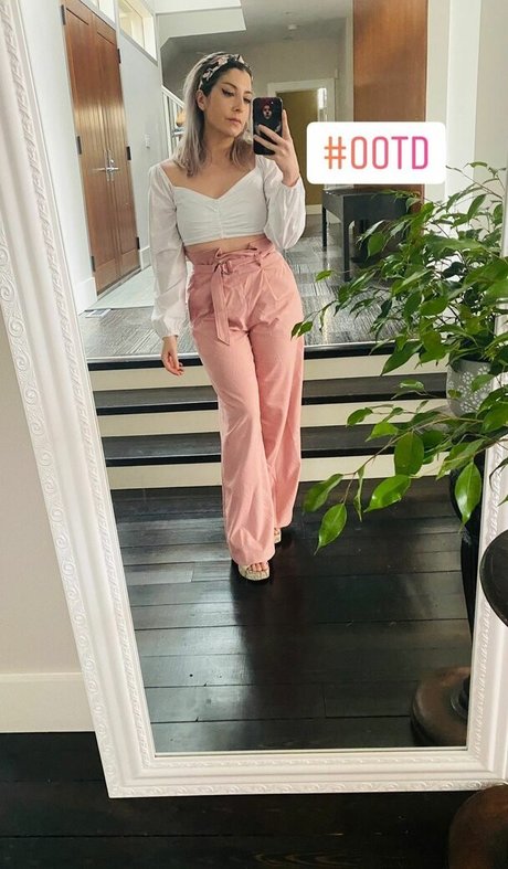 teacher milf onlyfans free nude photos