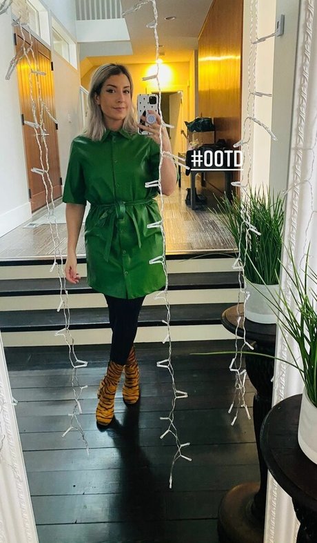 Rebecca Ford star hot image