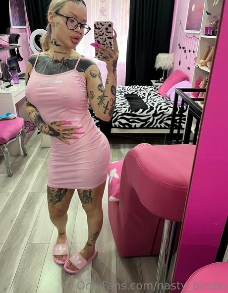 girl onlyfans pornographic archive