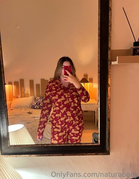 mervedamla pretty model photo