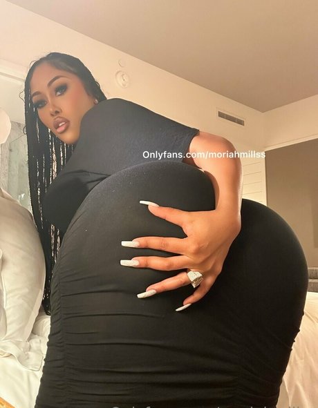 milf strip onlyfans hot sexy pic