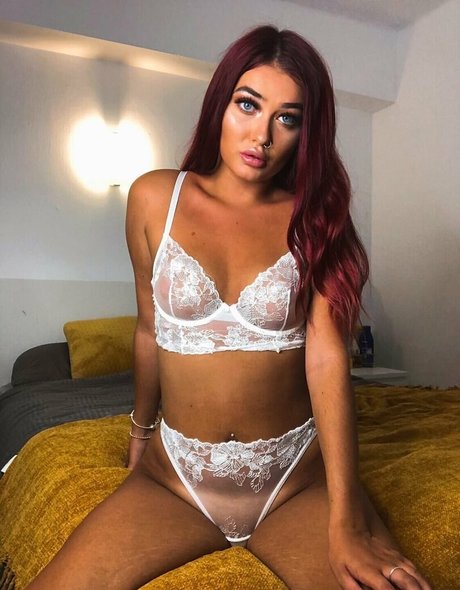 shemale fucks girl onlyfans free xxx images